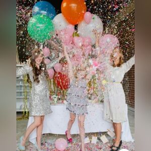 ITEM 004 For LIVE SHOW ONLY